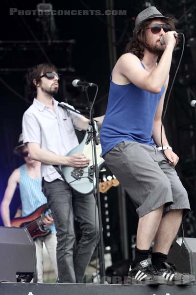 BROKEN SOCIAL SCENE - 2010-07-03 - BELFORT - Presqu'ile du Malsaucy - 